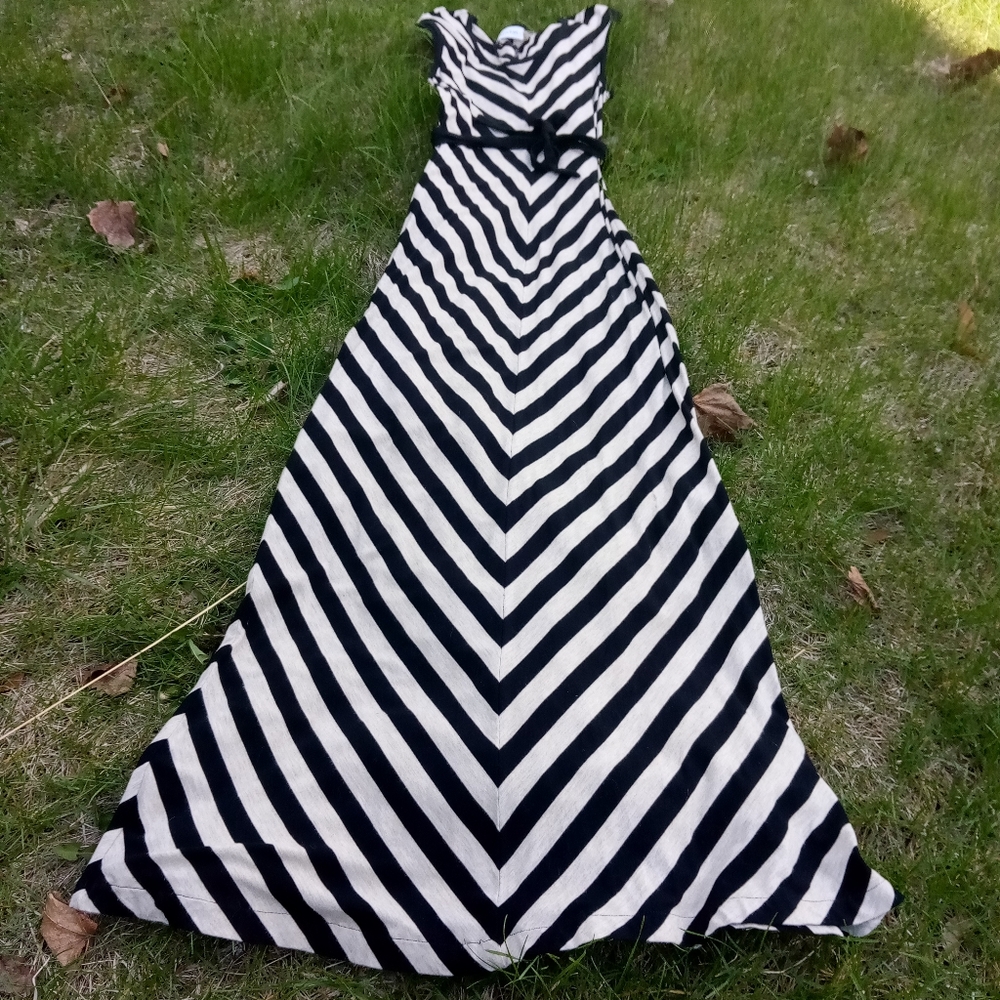 Calvin Klein Vtg Chevron Pattern Maxi Dress Sz 6 Black+ Oatmeal Belt Cap Slvs